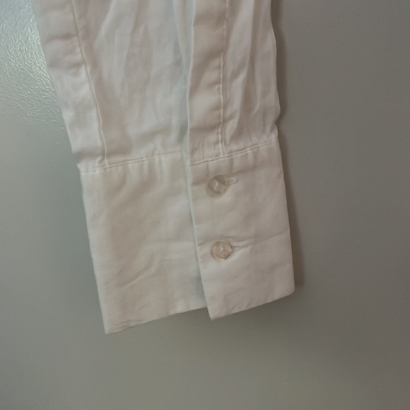 White collared, ruched, crop button down blouse - Picture 2 of 5